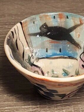 Caroline Koons Pottery Bowl FLYING BLACK CAT Gorgeous 1998 VINTAGE Signed